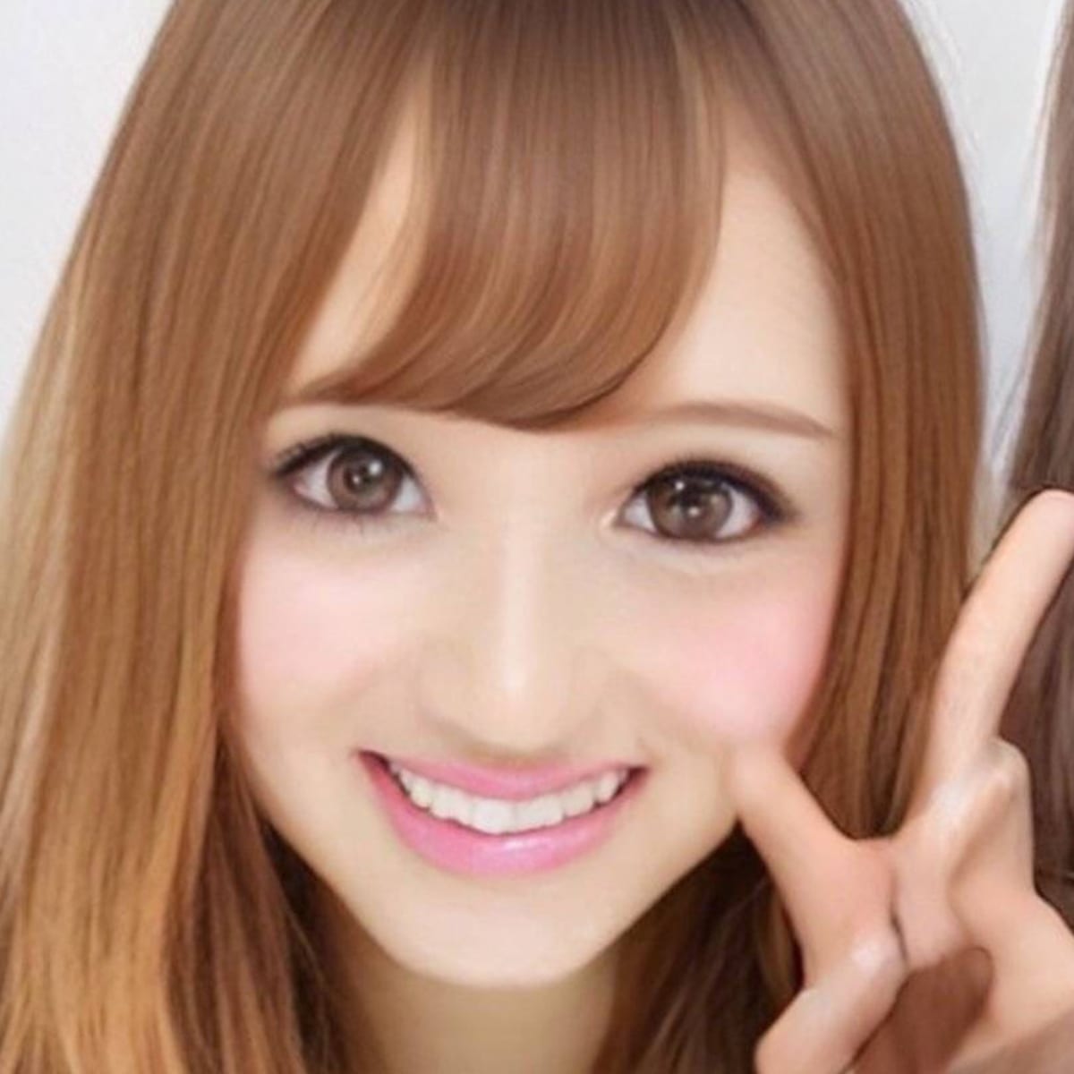 さおりのプロフィール LuLINE(ルライン)