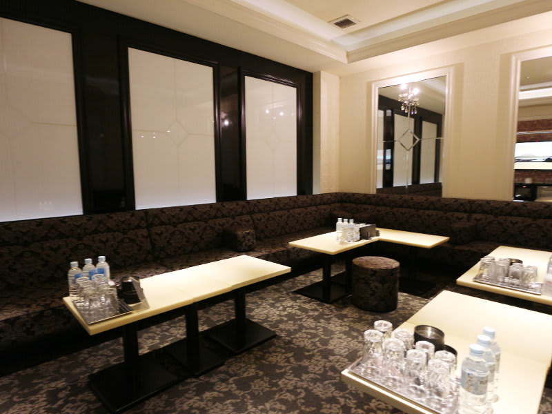 昼キャバ EMPRESS MINAMI - ミナミの求人情報 | キャバクラ求人